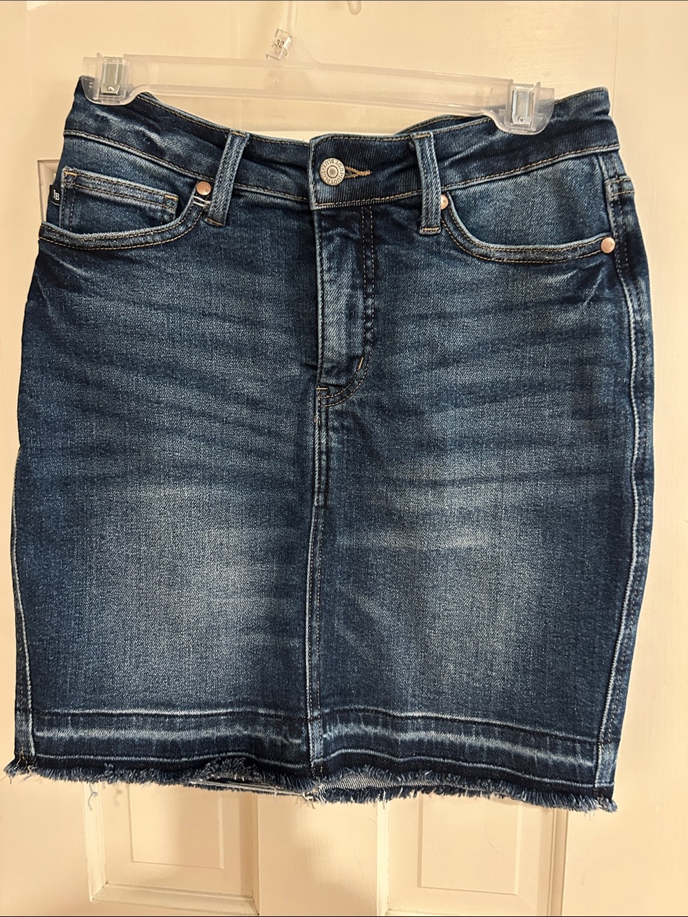 Judy Blue Mid-Blue Denim Pencil Skirt with Frayed Hem